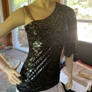 black and silver long sleeve